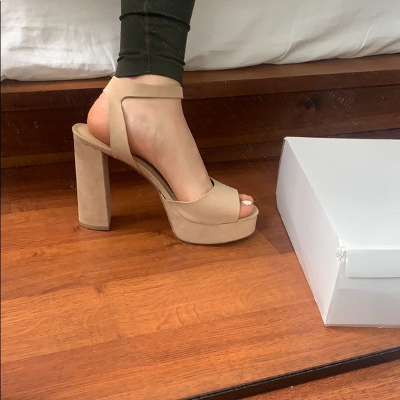 Nude platform heels - Picture 3 of 4